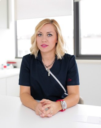 med. sestra Maja Kodrnja